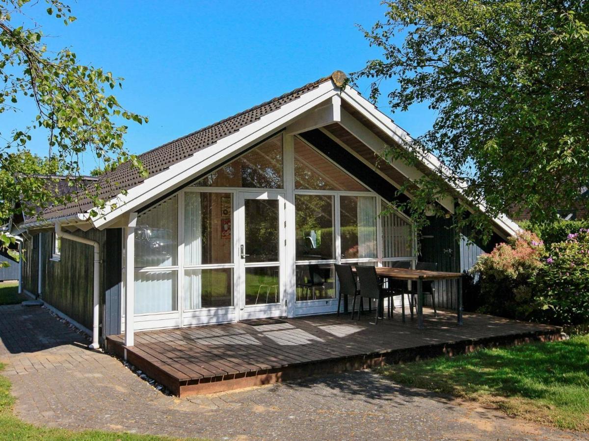 5 Person Holiday Home In Esbjerg V Kamer foto