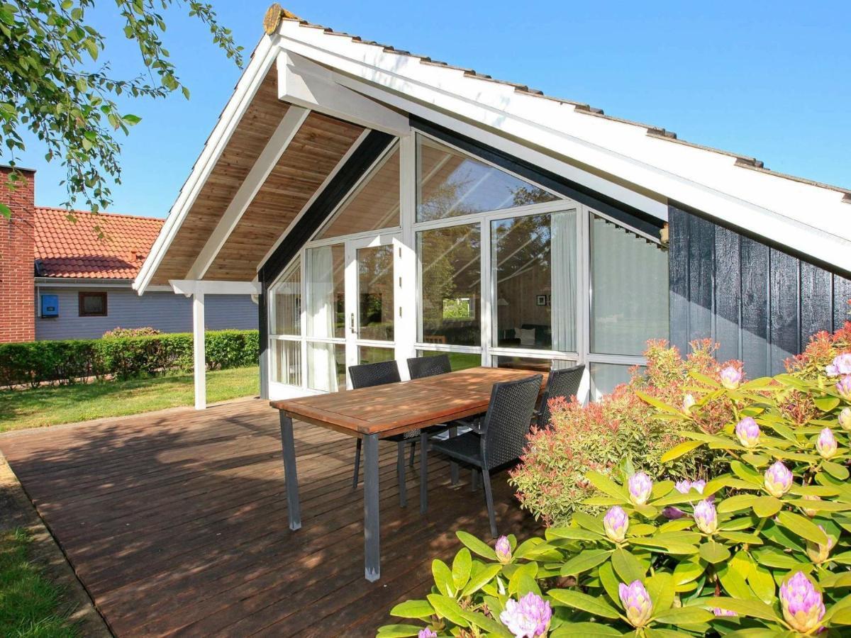 5 Person Holiday Home In Esbjerg V Buitenkant foto